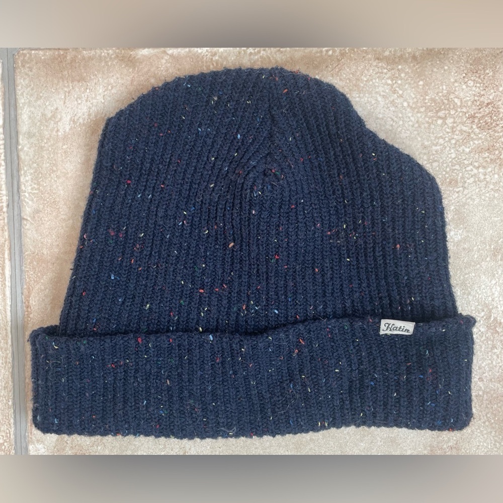 Urban Outfitters Katin blue speckled basic beanie, 100% acrylic, fold over cuff